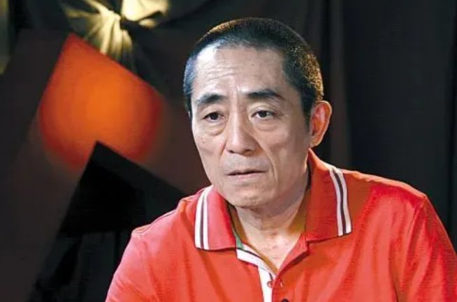 张艺谋第一任妻子现状