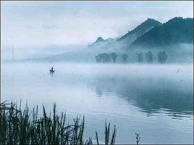 生命如一泓清水的介绍