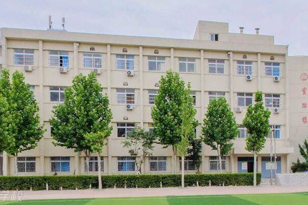河南省工业学校咋样啊