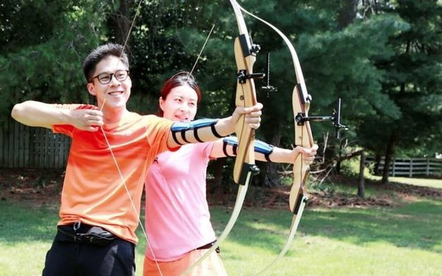 港媒曝霍启刚郭晶晶携子女搬新居，一家5口入住别墅价值多少？