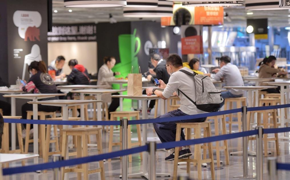 商务部提倡外出就餐不超2小时，你对这项规定怎么看？