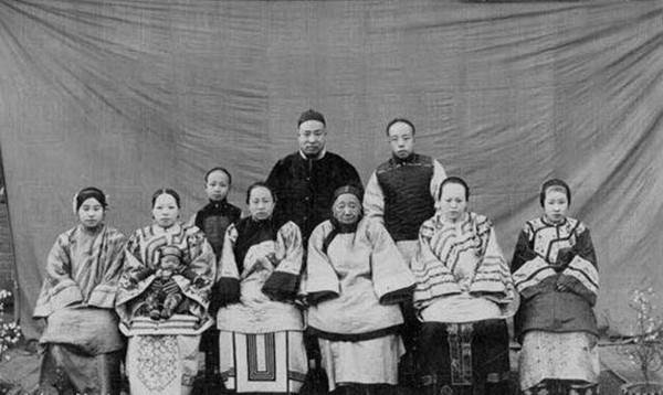 清朝时期没钱娶老婆生孩子真的是签契约租老婆吗？