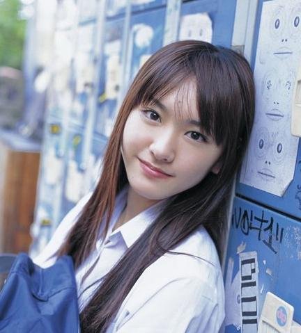 日本国民女神新垣结衣成为H&M新代言人,此事给她带来了哪些负面影响?