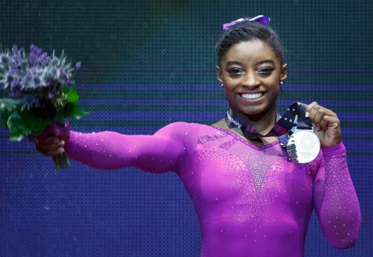 如何看待，东京奥运会“体操女王”拜尔斯退出女子跳马和高低杠决赛？