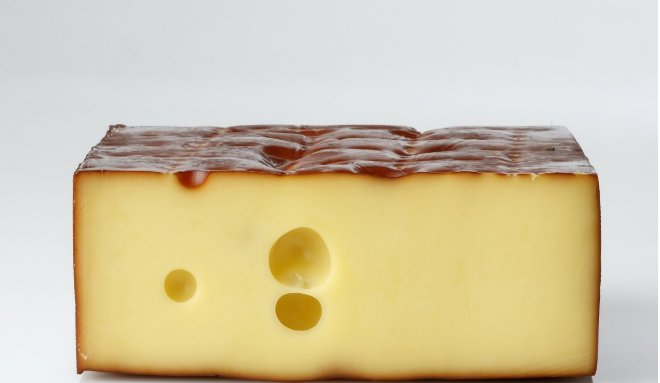 为啥小老鼠杰瑞总爱吃奶酪?奶酪真的好吃吗?