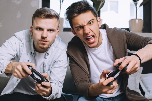 12岁少年沉迷游戏从11楼跳下，父亲无奈公开求援！游戏瘾到底该咋戒？