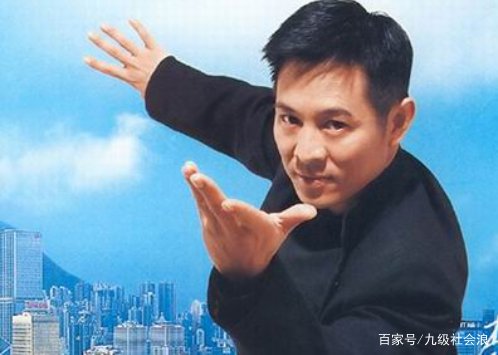 李连杰说爷爷身份鲁豫有约不敢播是怎么回事？他爷爷到底是谁呢？