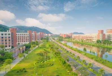 中山大学珠海校区是2B院校么？