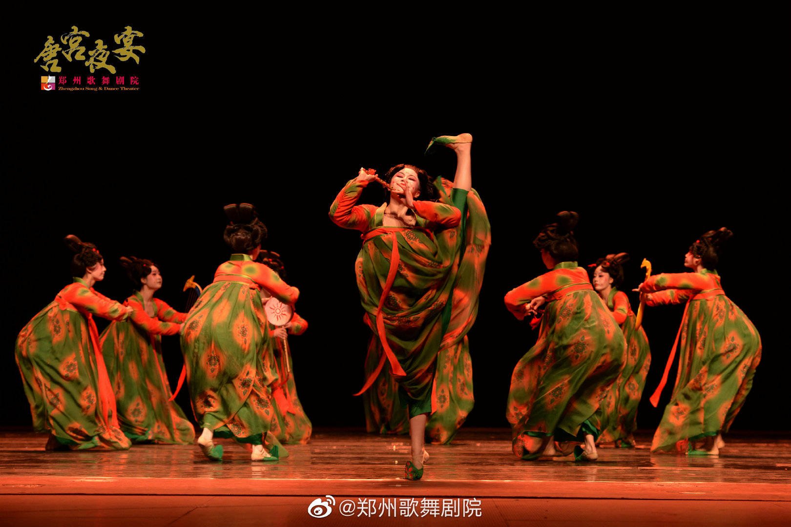 唐宫夜宴舞者打卡郑州地标，她们的舞蹈有多惊艳？