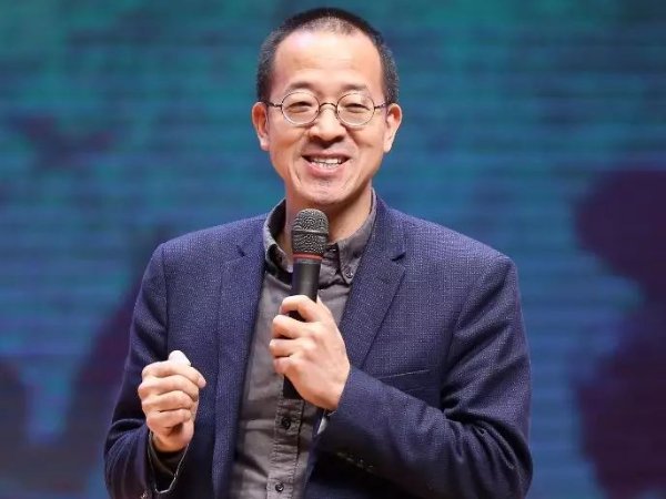 新东方的创始人是哪位？