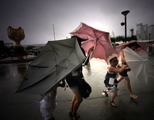 台风“灿都”登陆上海可能性基本排除，那么接下来“灿都”会去往哪里？