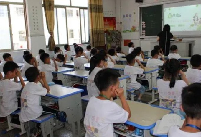 中公和华图哪个好？