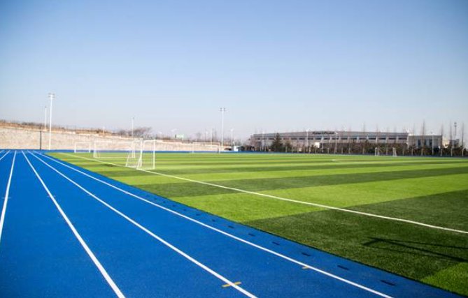 黄岛青岛九中好不好？