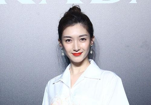 江疏影把演员吴刚误听成神话人物，吴刚对此有何回应？