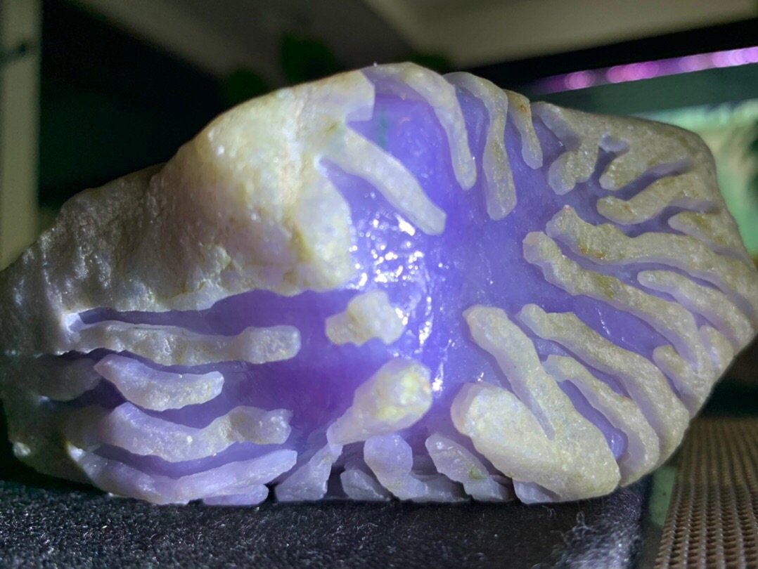 翡翠原石在哪买比较好？