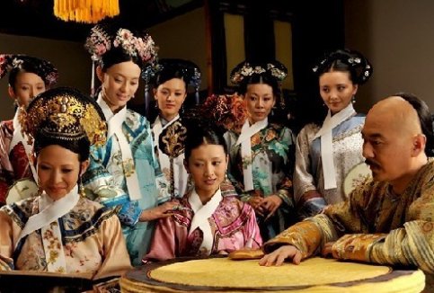 雨露均沾下一句怎么对？