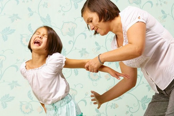 趴在怀里用巴掌打到哭知乎