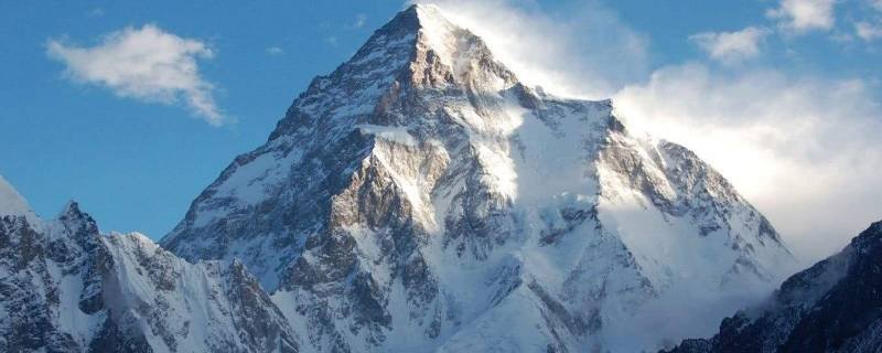 第二高峰是什么峰