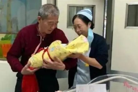 山东一7旬夫妻为3岁女儿庆生，为什么会有这么小的女儿？
