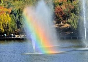 彩虹喷泉的原理