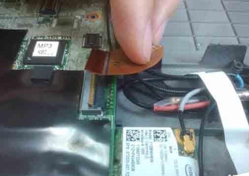 联想Thinkpad x201i怎么拆机清理风扇灰尘