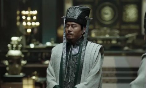 鼎鼎大名的意思