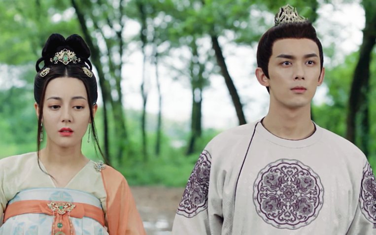 弃殊行是谁演的