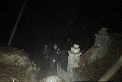 杭州一男子自述住在墓地15年，他到底经历了什么？