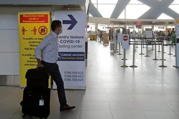 欧美疯抢中国箱包订单已排到明年，利好哪些企业？