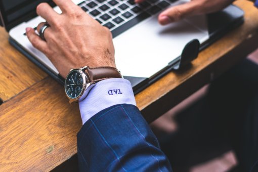 上计算机培训班一般要多少钱