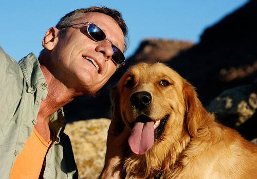 鸵鸟市区狂奔20多公里，体力不支而死，这只鸵鸟是从何而来的？