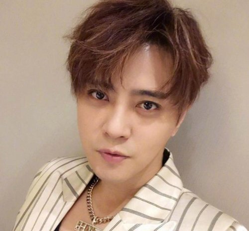 罗志祥公布“大八卦”后再发文:没事洗洗睡吧！他如何看待无聊的花边新闻？