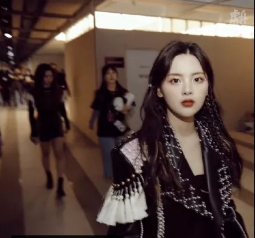 杨超越造句龙丹妮长得不行，是杨超越话语太真实了吗？