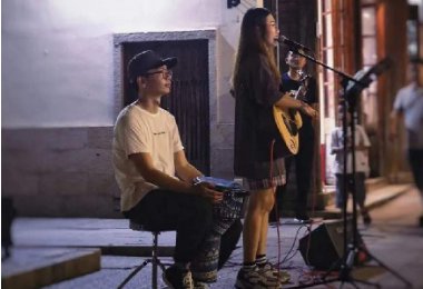 歌词如果回忆容易我会想你念你