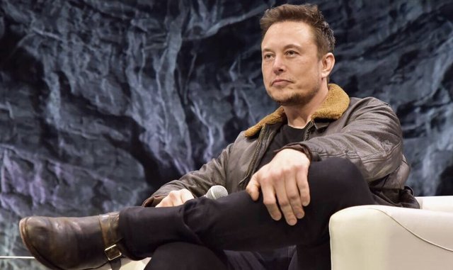 马斯克宣布和怪妹女友分手,两人此前有过哪些恩爱瞬间?