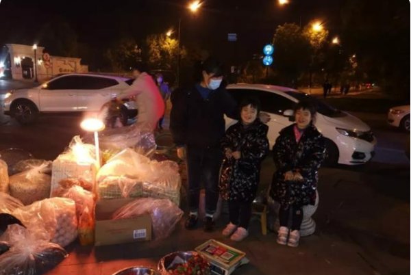 余杭一对双胞胎姐妹玩捉迷藏捡到20万,最终这笔钱是如何被处理的?