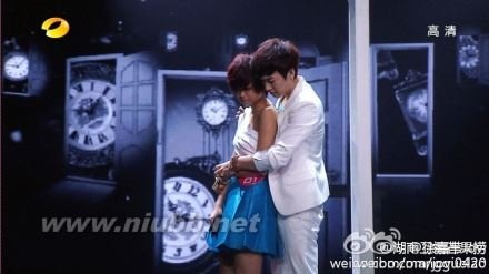 2011快乐女声的快女帮帮唱