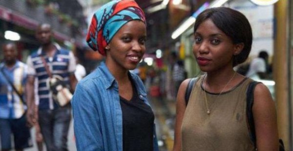 法国黑人和白人的比例是？