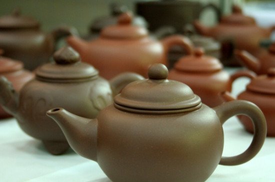 几十元的紫砂壶有毒吗