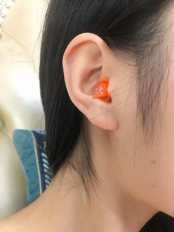 婆婆和我的生物钟不同老影响我休息应该怎么办？