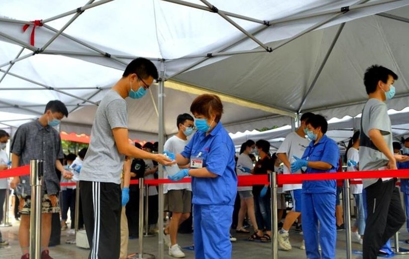 河南一粗心老师忘带监考证，没带监考证不能监考吗？