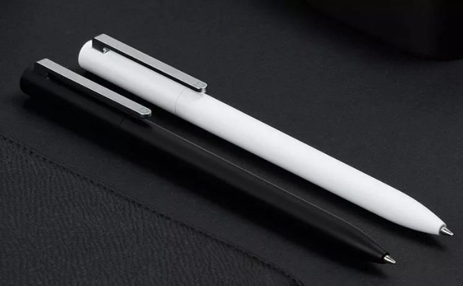 文具市场一支中性笔卖55元，你觉得这个价格合理吗？