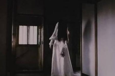 贞子的扮演者佐伯日菜子最后去哪了？