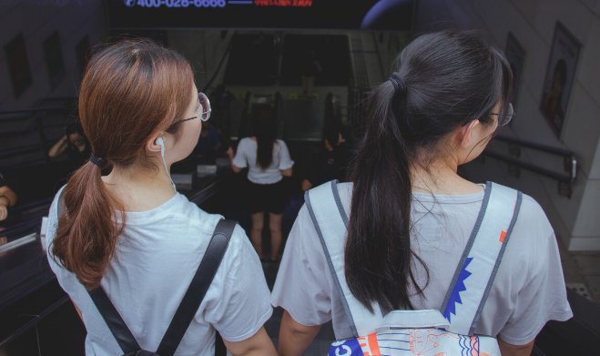 月入过万的收入，能达到这个“小目标”的本科生仅有6.1%，很难做到吗？