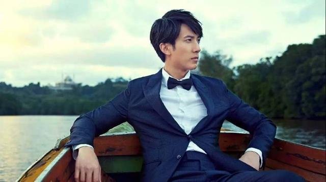 为什么都说吴尊是文莱王子，为什么又会做艺人？