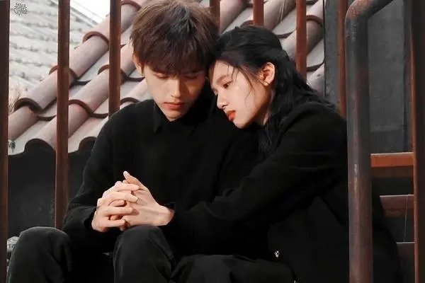 点燃我温暖你原著小说叫什么