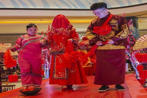 牵的拼音和词语部首