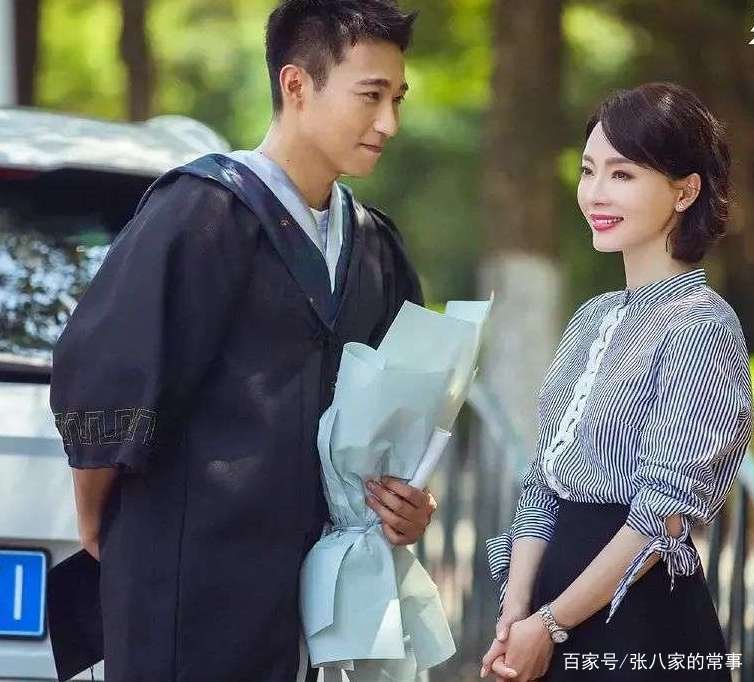 姐弟恋被网友热议，你觉得姐弟恋的感情会长久吗？