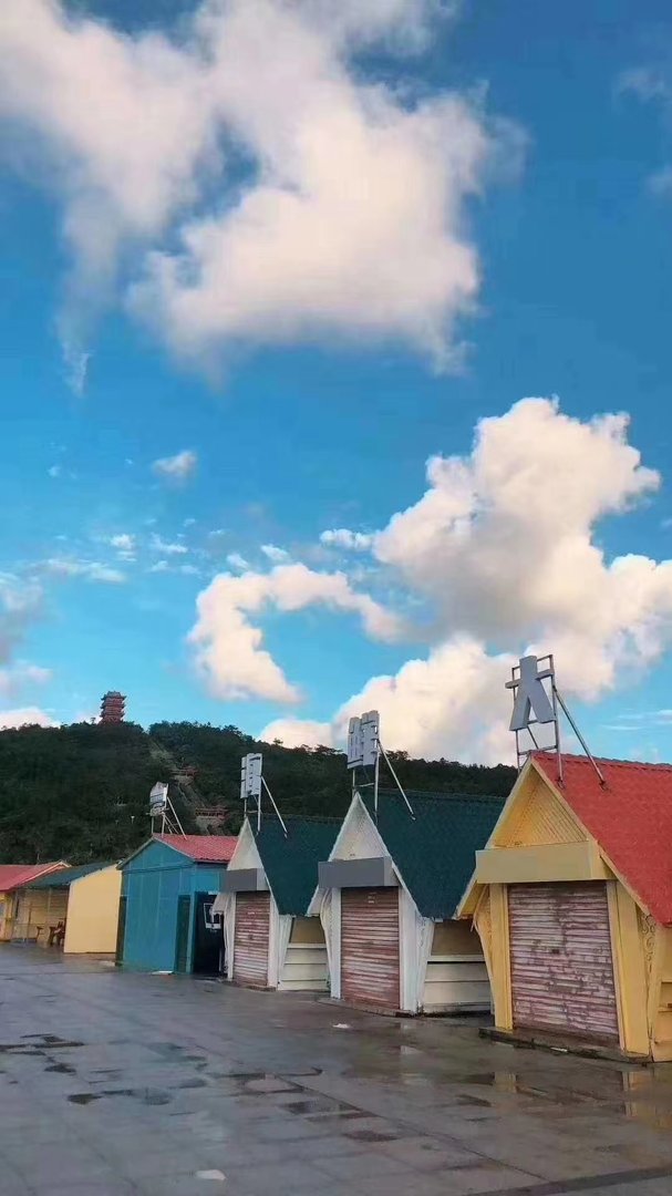 好几天没有见我男友，我说见到你好开心，他说才几天，我说一日不见如隔三秋啊，他说什么秋不秋的，我碰？