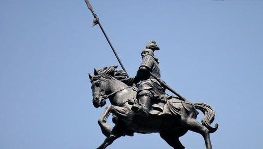 醉卧美人膝出自哪首诗？